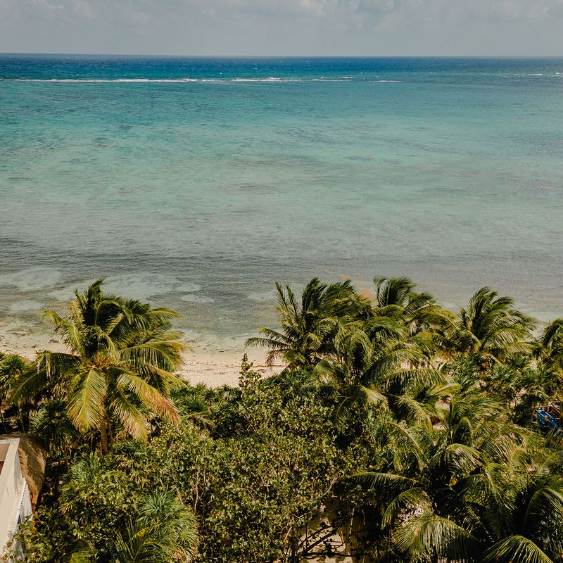 Beachfront Villa in Soliman Bay