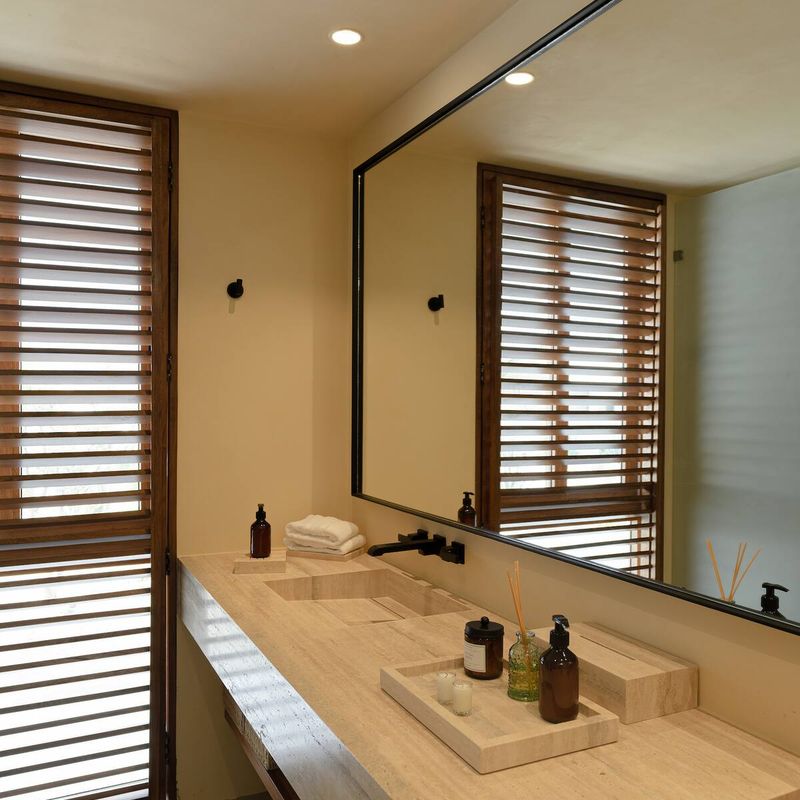 Beachfront Villa in La Ribera