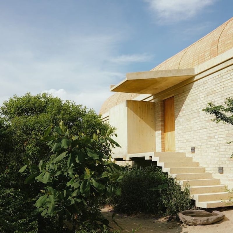 Designer home in Ventanilla