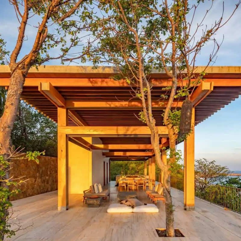 Cliffside Villa in Mazunte