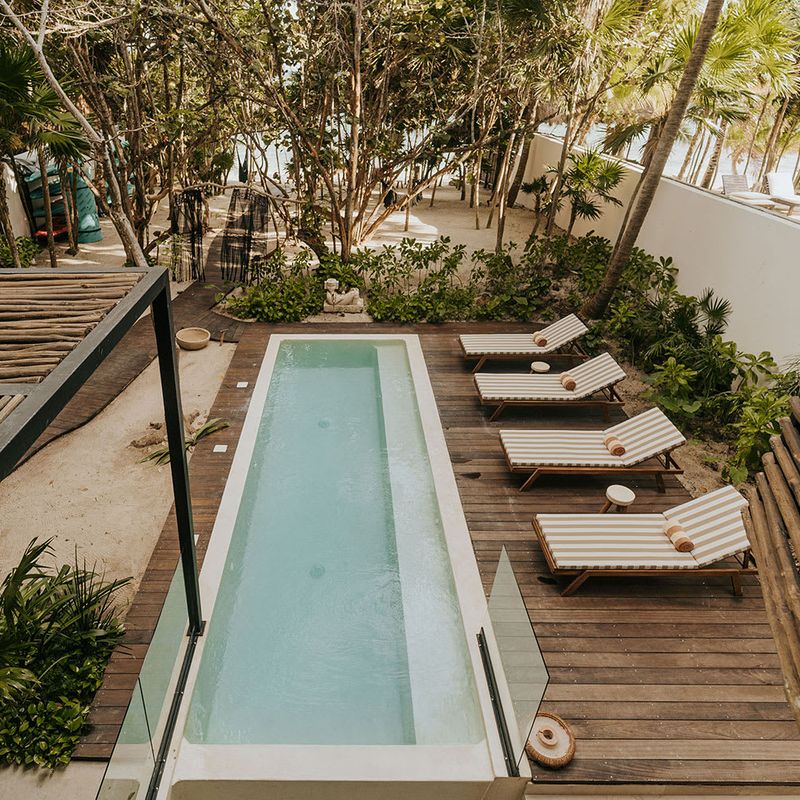 Beachfront Villa in Soliman Bay