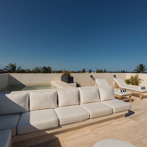 Designer Villa in Tulum Beach 