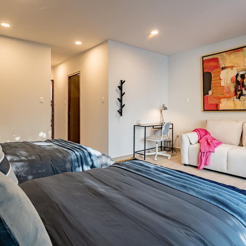 Row Home in Roma Sur