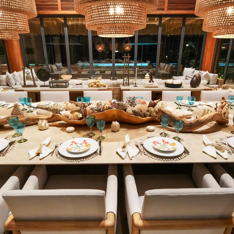 Oceanfront Villa in Paradise Coves