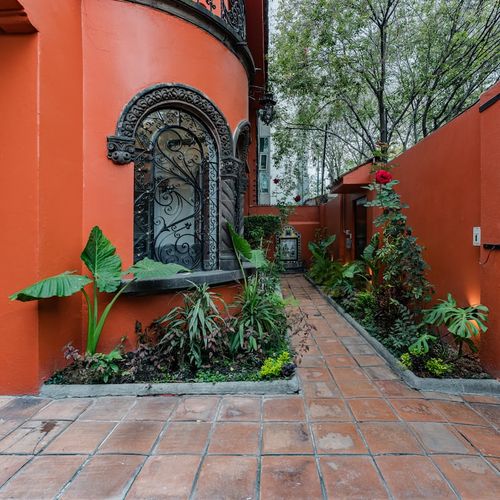 Large Home in Anzures