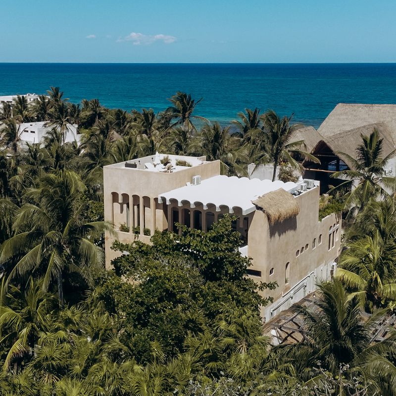 Designer Villa in Tulum Beach 