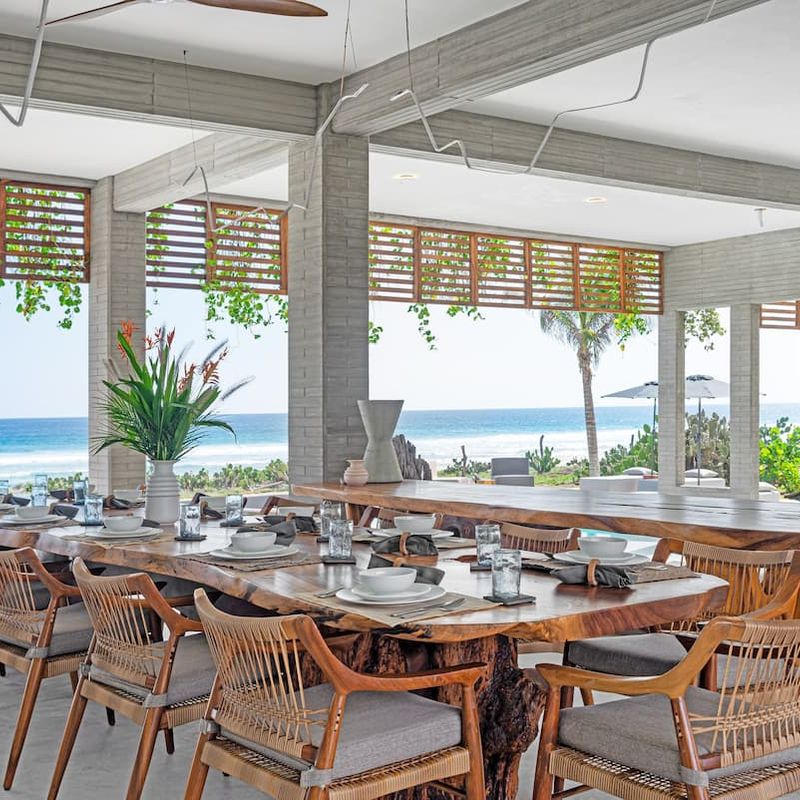 Beachfront Villa in Plataforma