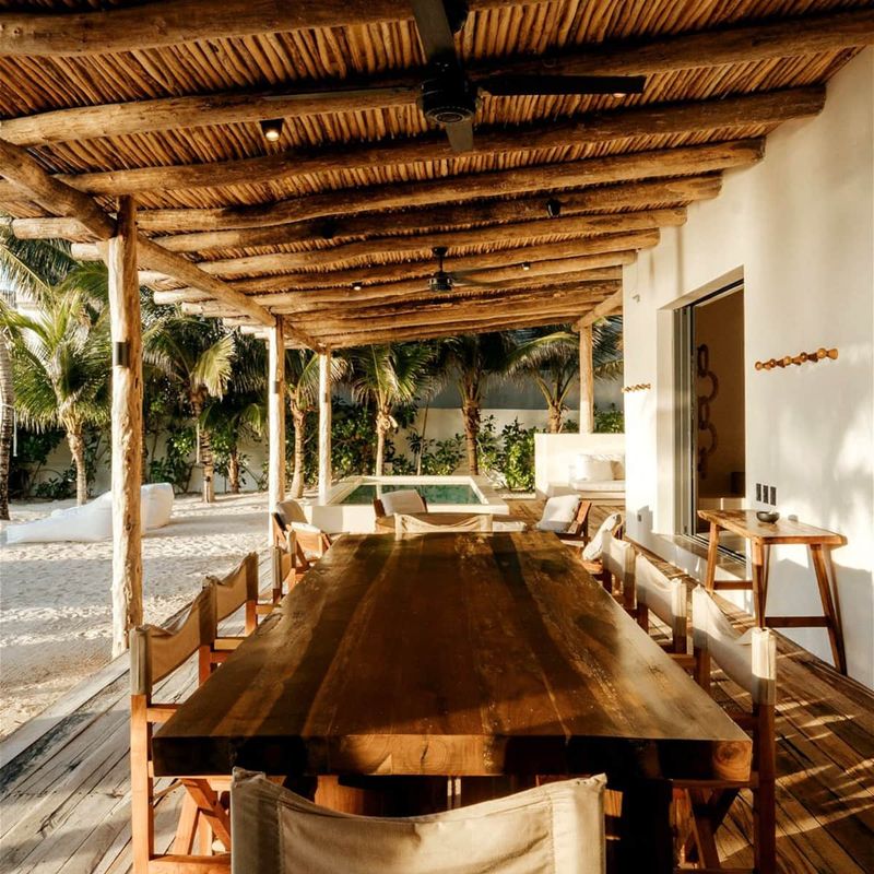 Beachfront Villa in Tankah Bay