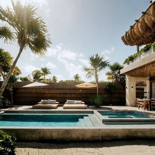 Beachfront Villa in Soliman Bay 