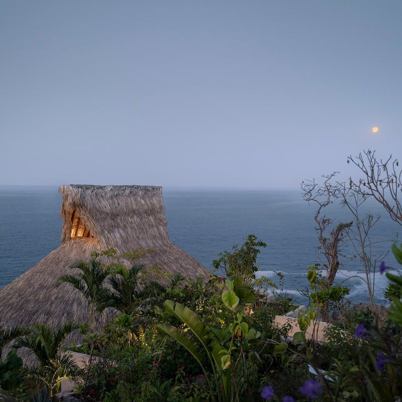 Luxury villa in Zihuatanejo