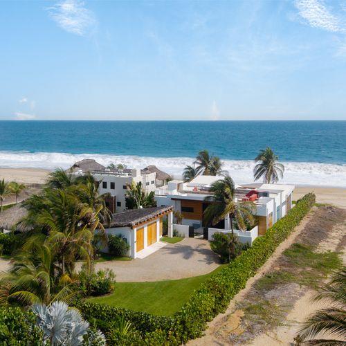 Beachfront Villa in Puerto Escondido
