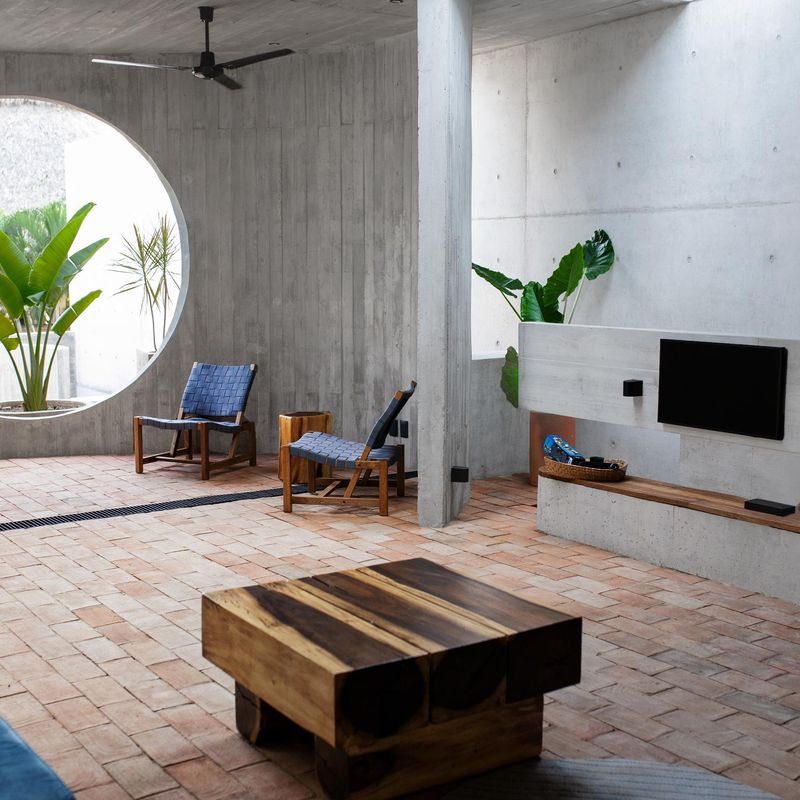 Brutalist Home in La Punta