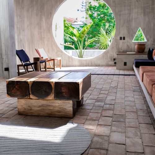 Brutalist Home in La Punta