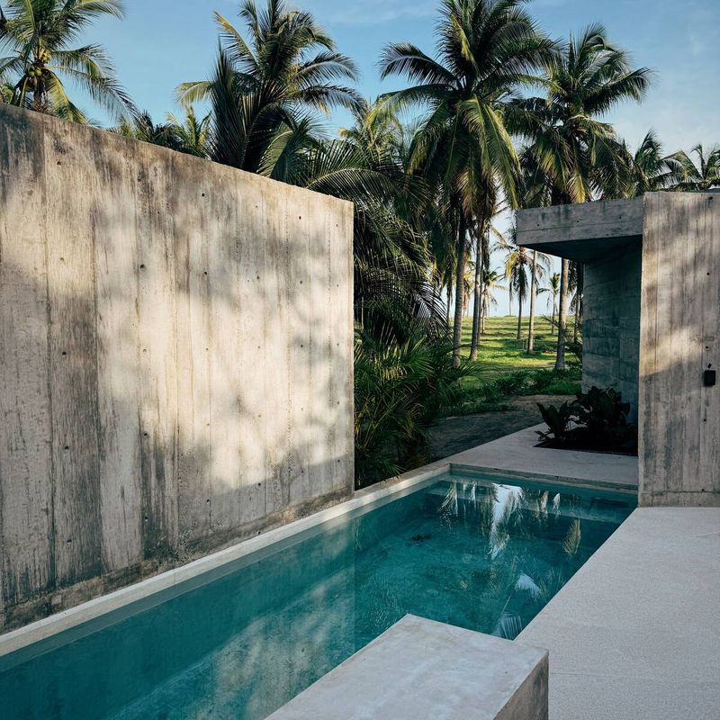 Brutalist Home in El Venado
