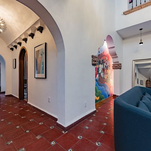 Large Home in Anzures