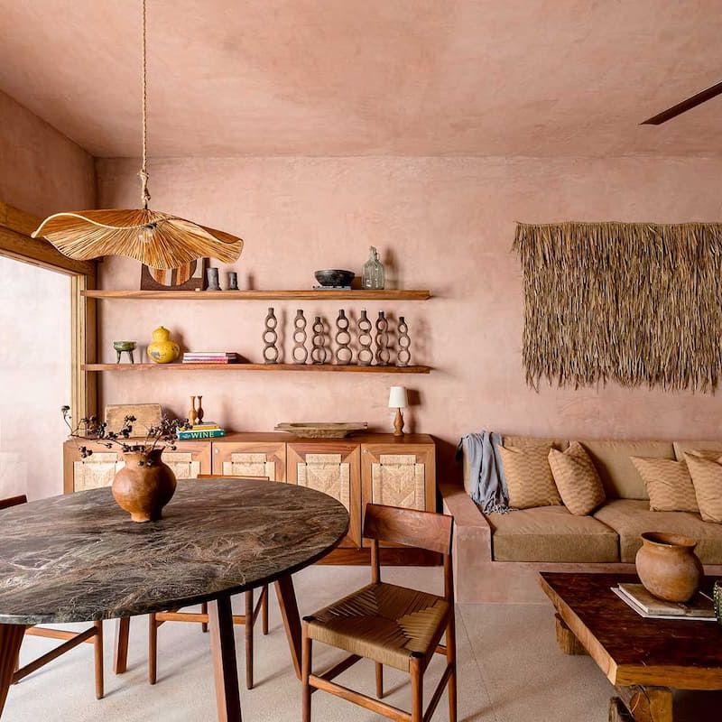 Beachfront Villa in Los Naranjos