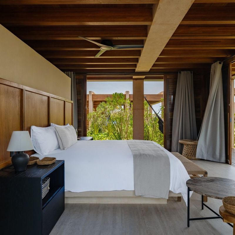 Beachfront Villa in El Rosedal