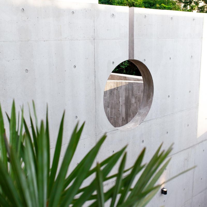 Brutalist Home in La Punta