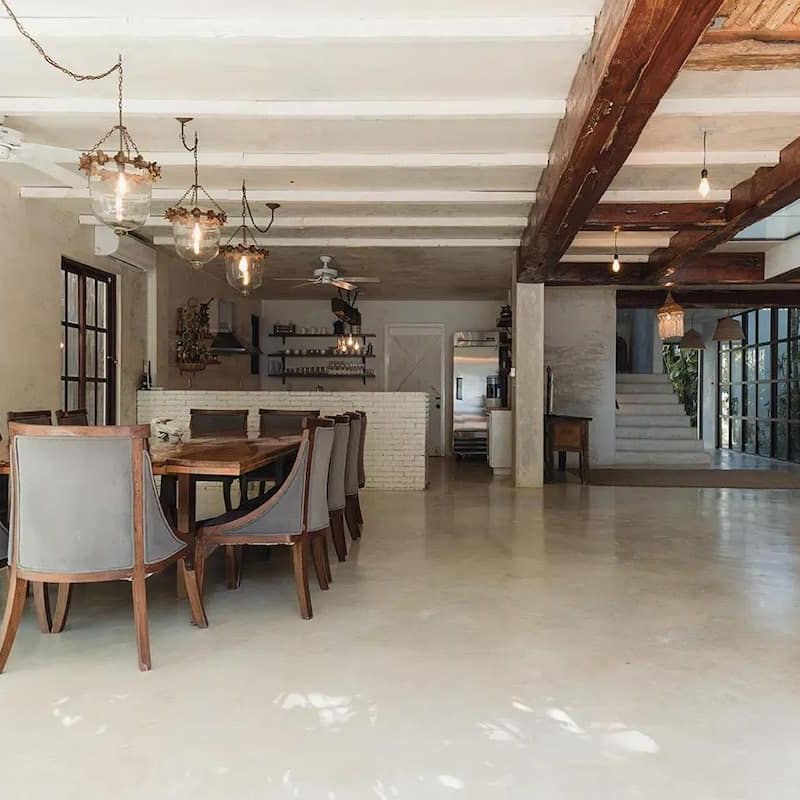 Villa in Soliman Bay 