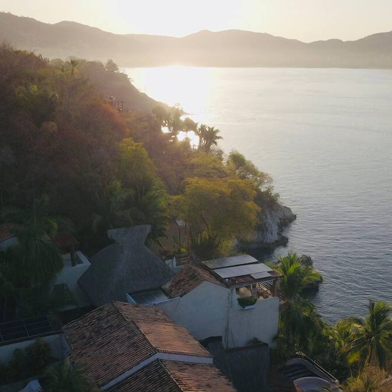 Villa in Bahia de Zihuatanejo 