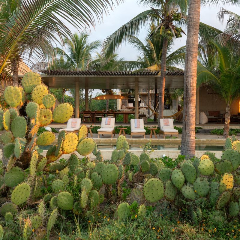 Designer home in Ventanilla