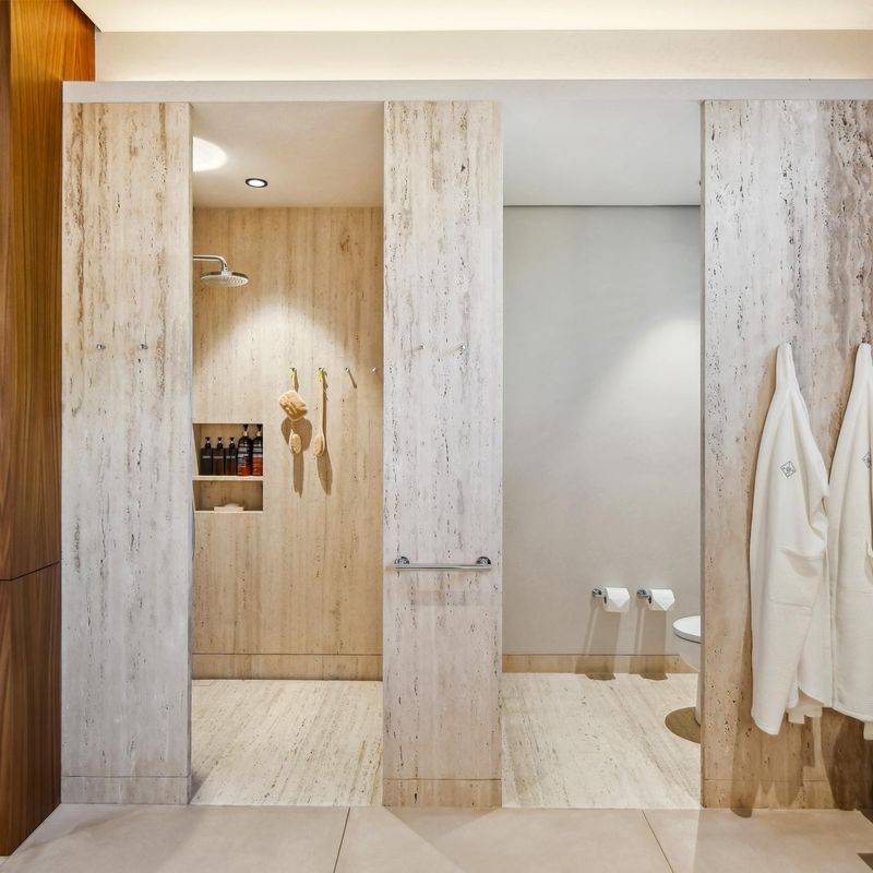 Oceanfront Villa in Paradise Coves