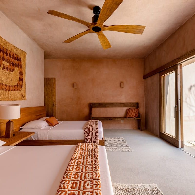 Beachfront Villa in Los Naranjos