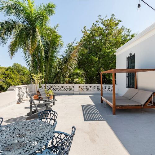 Historic home in Paseo Monetjo