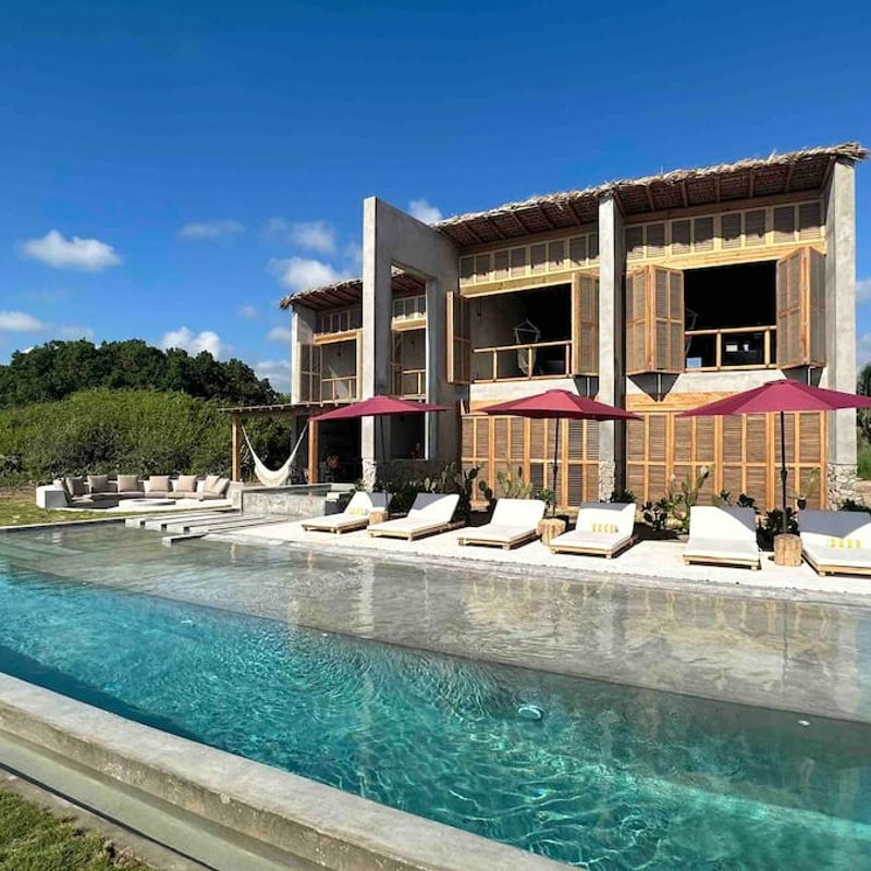 Designer Villa in Plataforma