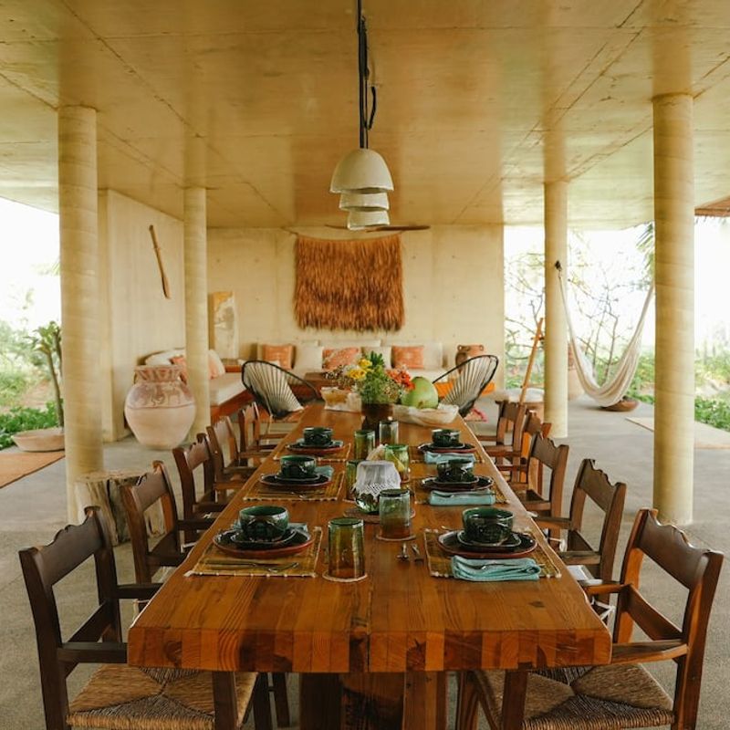 Designer home in Ventanilla