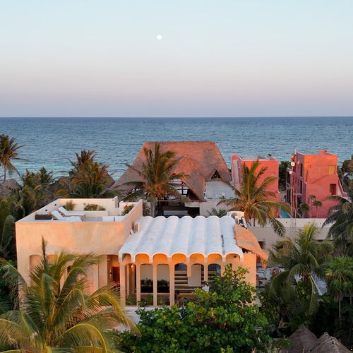 Designer Villa in Tulum Beach 