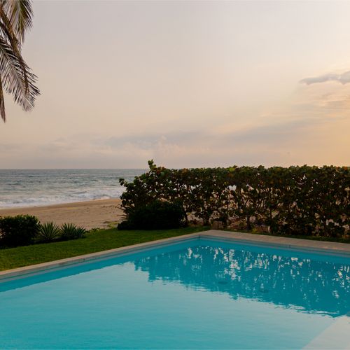 Beachfront Villa in Puerto Escondido