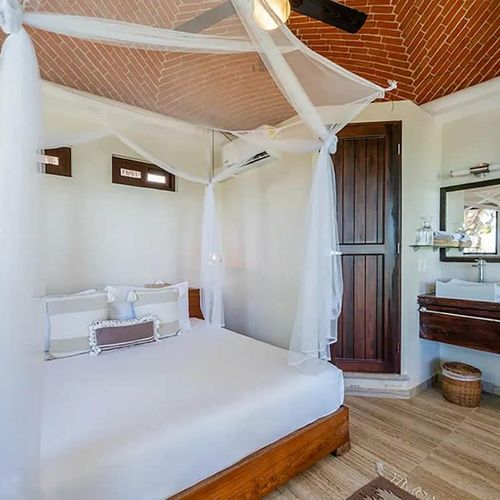 Home in Soliman Bay