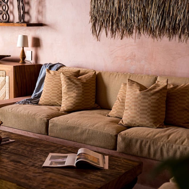 Beachfront Villa in Los Naranjos