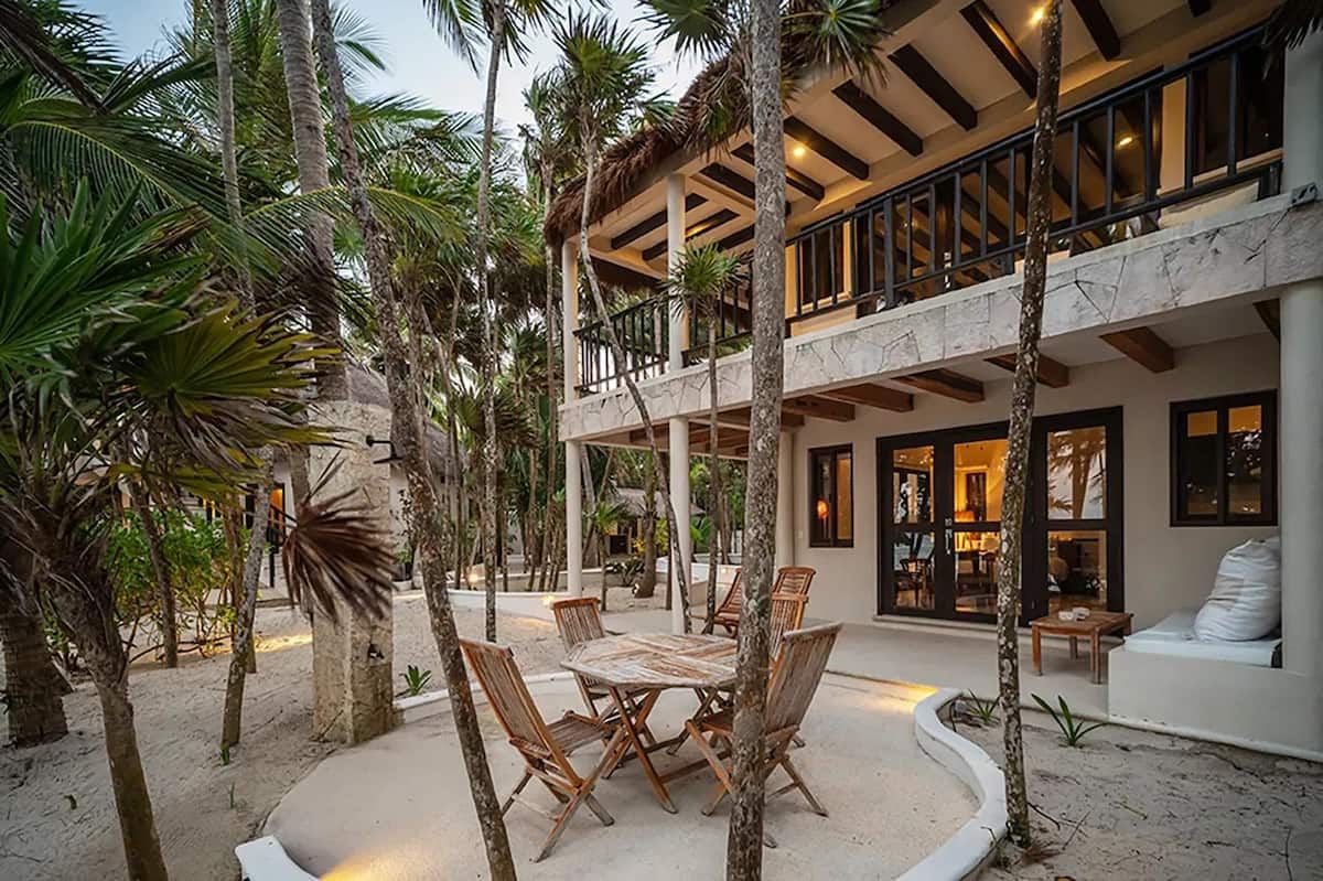 Beach Bungalow in Soliman Bay