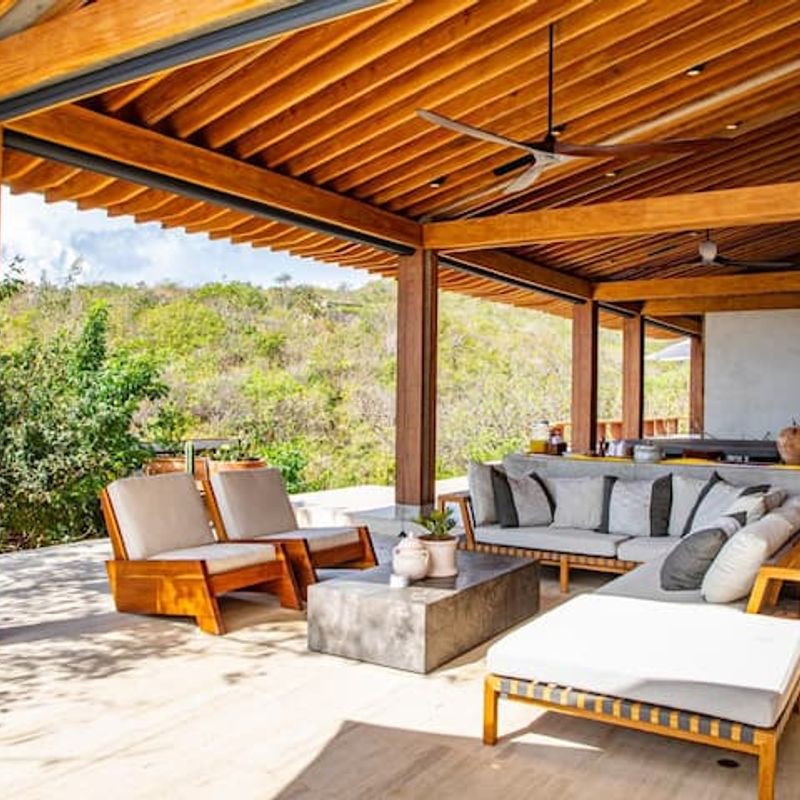 Cliffside Villa in Mazunte