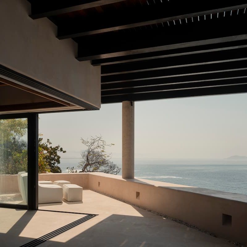 Luxury villa in Zihuatanejo