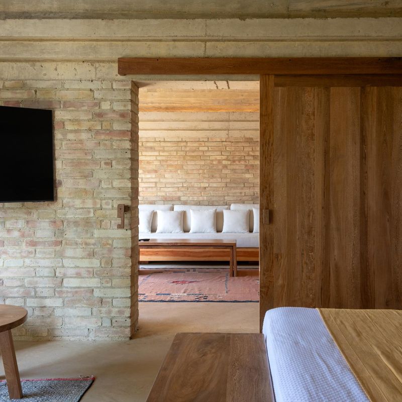 Designer home in Ventanilla