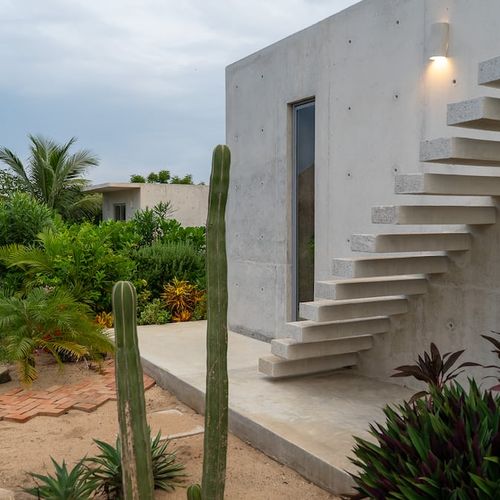 home in El Puertecito