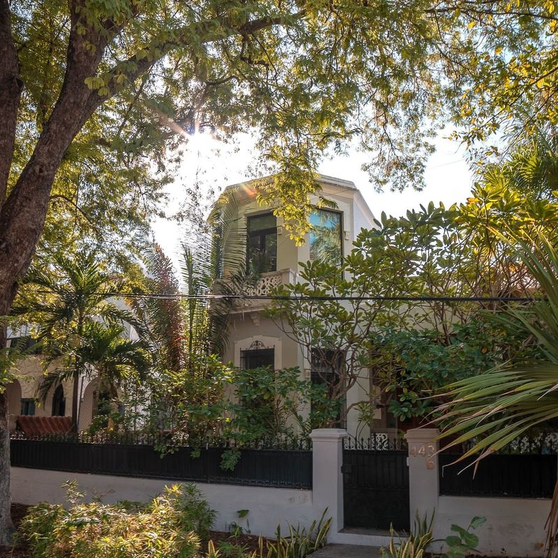 Historic home in Paseo Monetjo