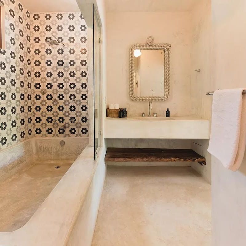 Villa in Soliman Bay 