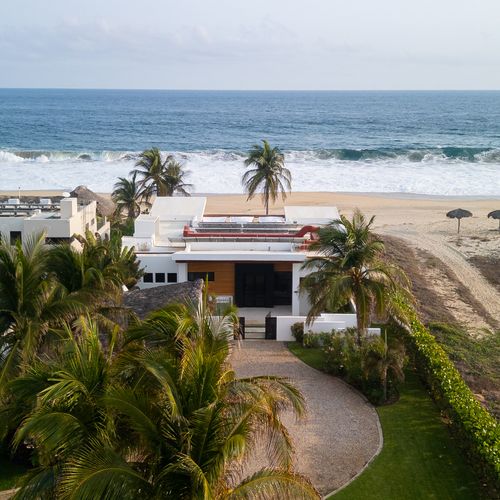 Beachfront Villa in Puerto Escondido