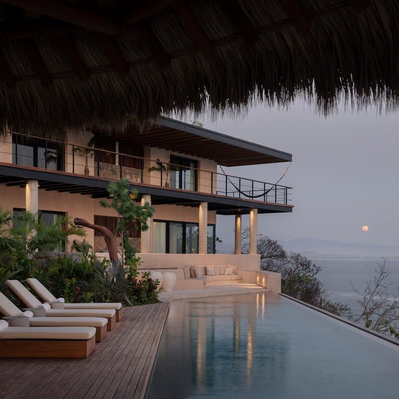 Luxury villa in Zihuatanejo