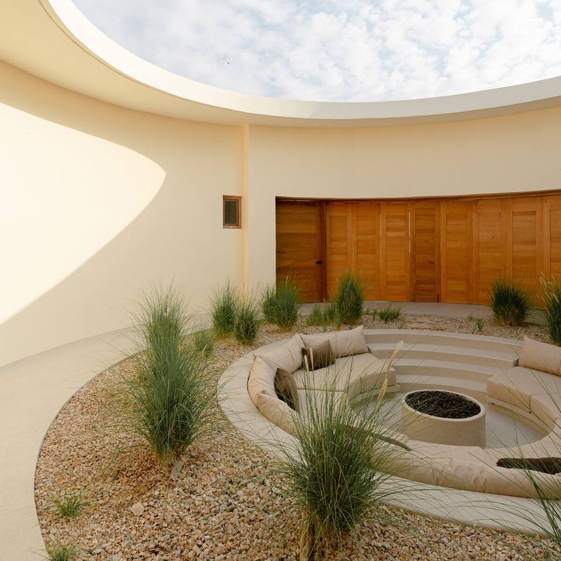 Beachfront Villa in La Ribera