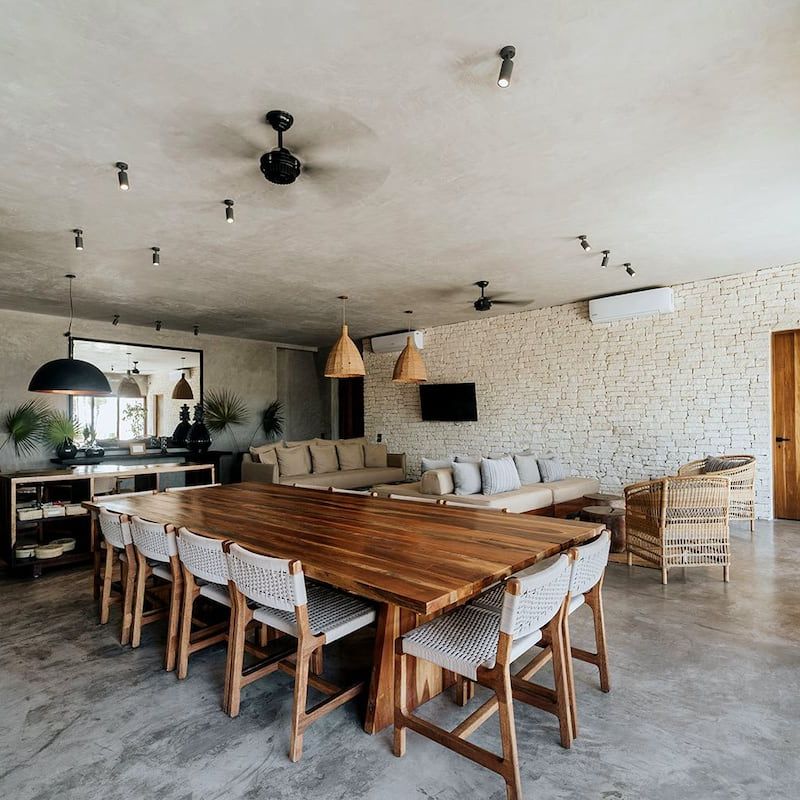 Beachfront Villa in Soliman Bay 