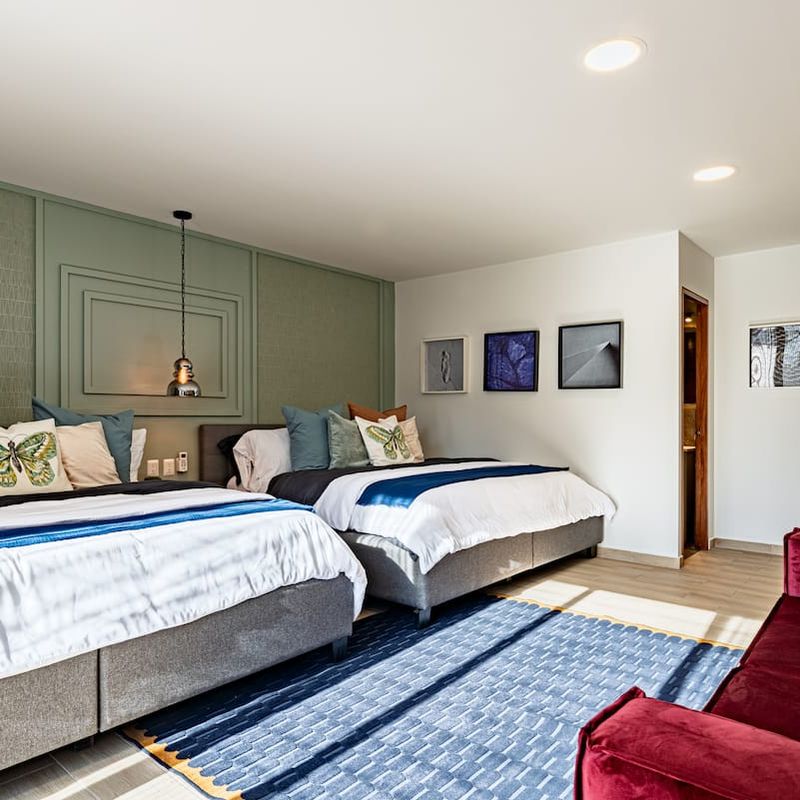 Row Home in Roma Sur