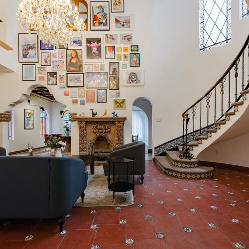 Large Home in Anzures