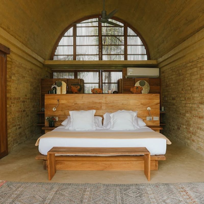 Designer home in Ventanilla