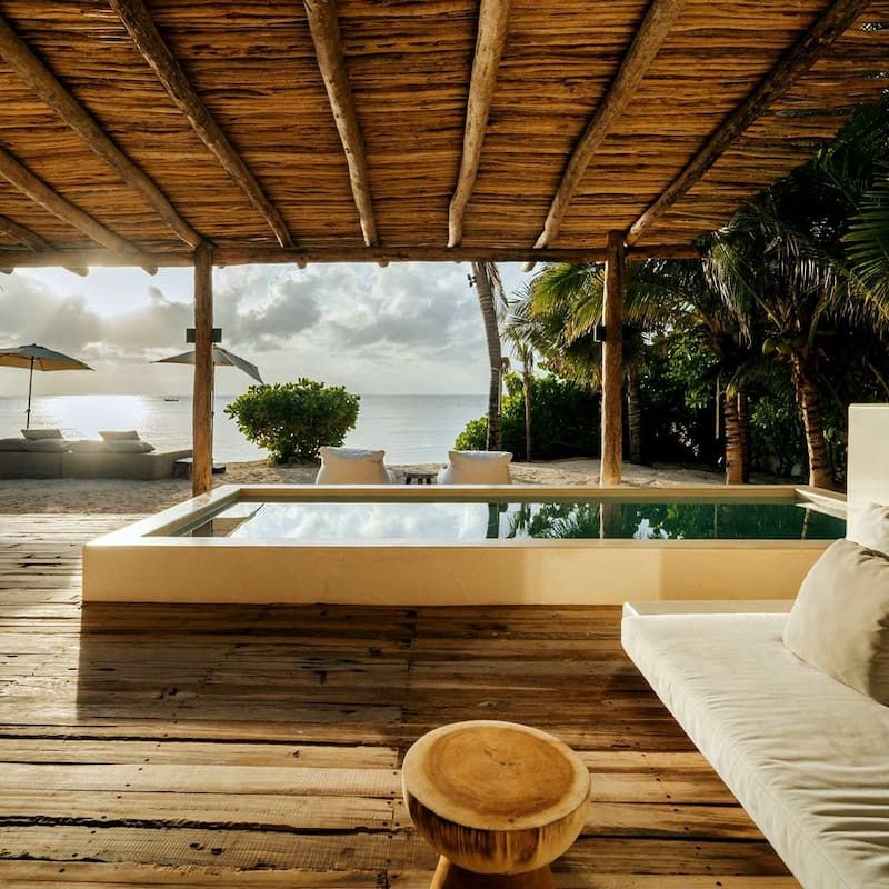 Beachfront Villa in Tankah Bay