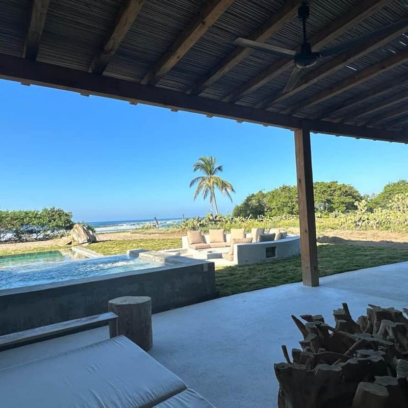 Designer Villa in Plataforma